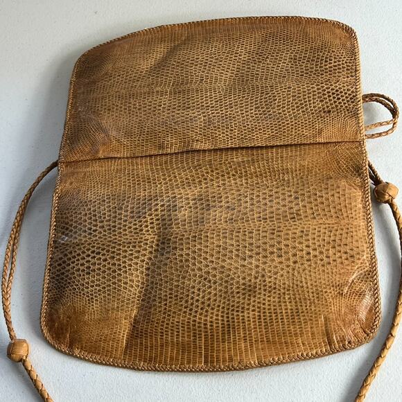Vintage Folk Crafted Reptile Lizard Skin Crossbody Bag Purse Fold Over Tan - Picture 12 of 16
